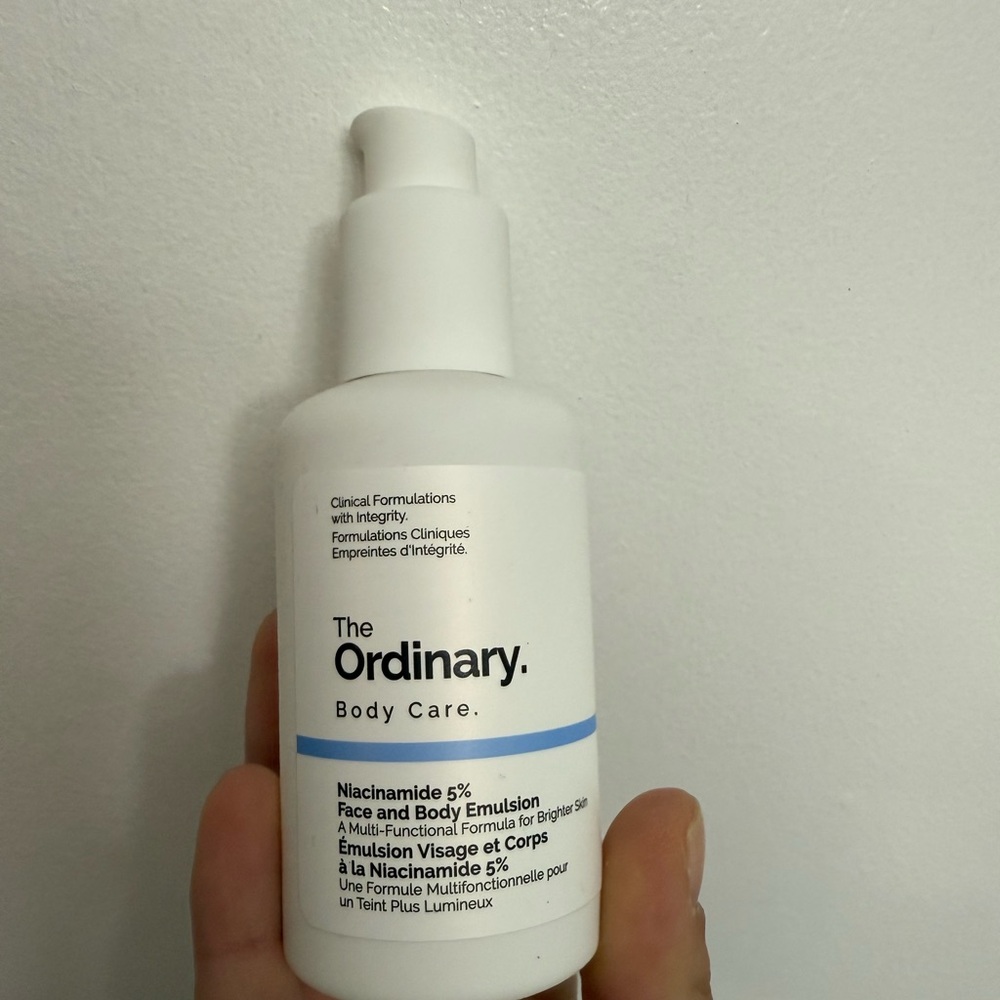 The Ordinary Niacinamide 5% Face and Body Emulsion serum - Picture 3 of 5